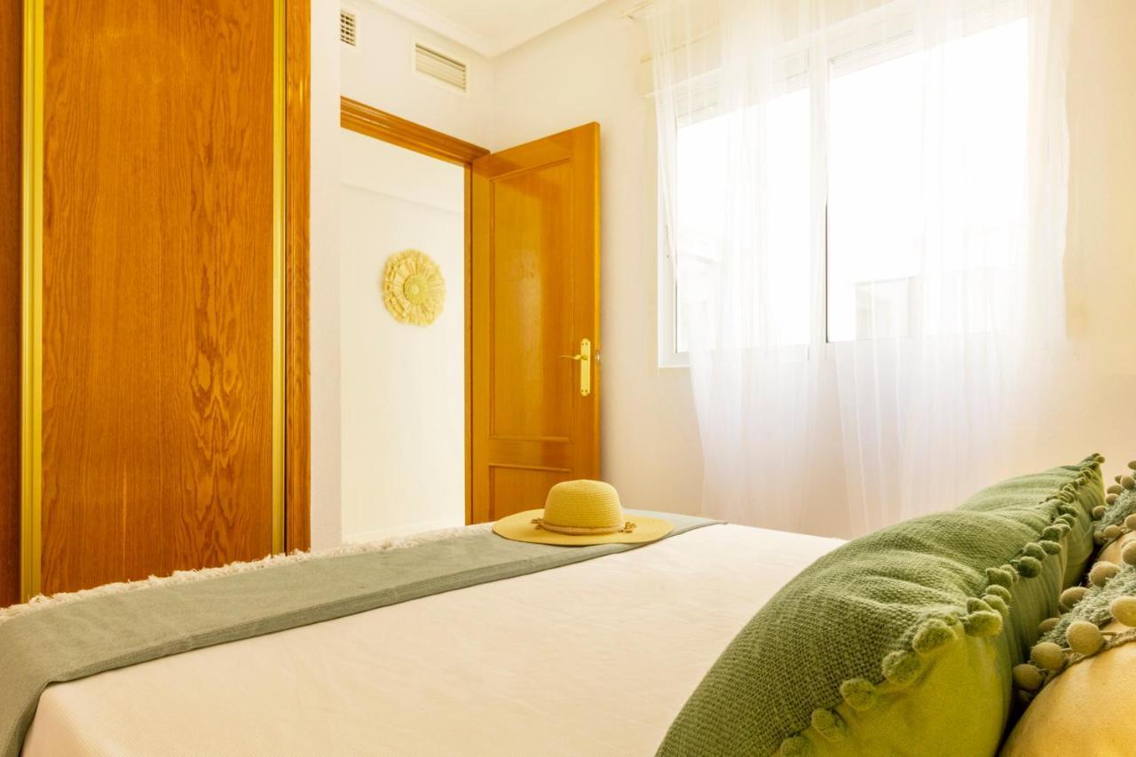 Apartamento Pink Maritimo Torrevieja Kültér fotó