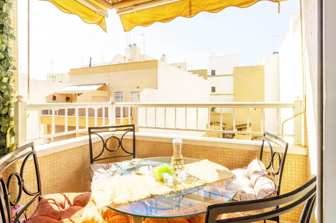 Apartamento Pink Maritimo Torrevieja Kültér fotó