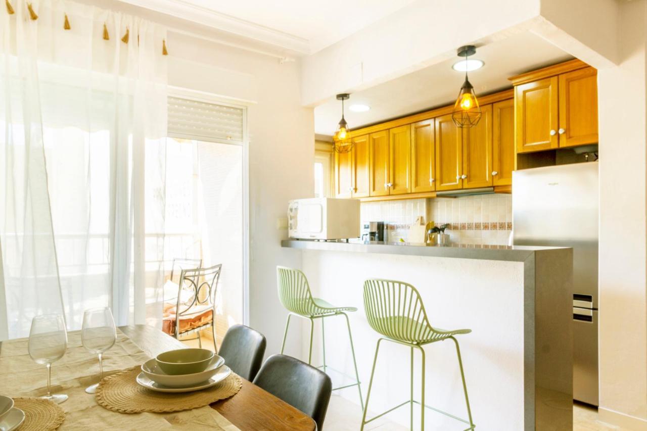 Apartamento Pink Maritimo Torrevieja Kültér fotó