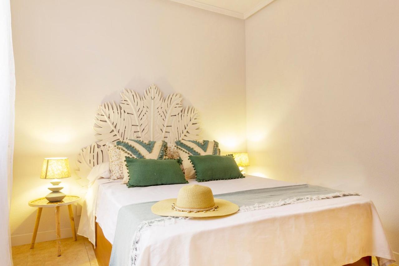 Apartamento Pink Maritimo Torrevieja Kültér fotó
