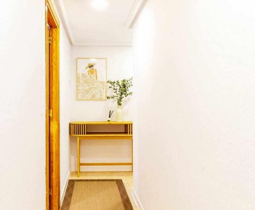 Apartamento Pink Maritimo Torrevieja Kültér fotó