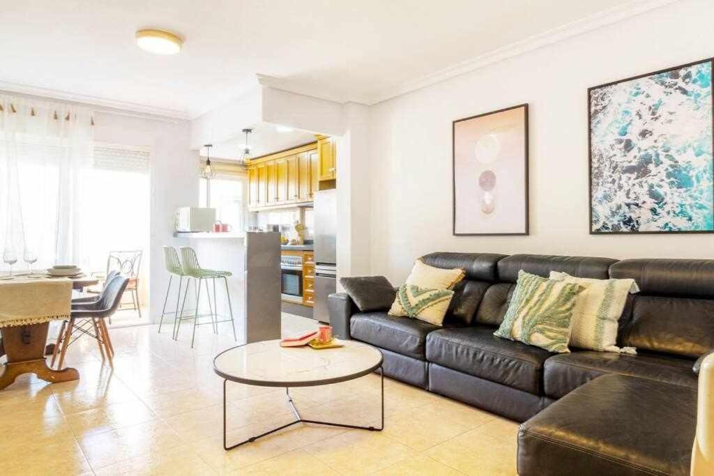 Apartamento Pink Maritimo Torrevieja Kültér fotó
