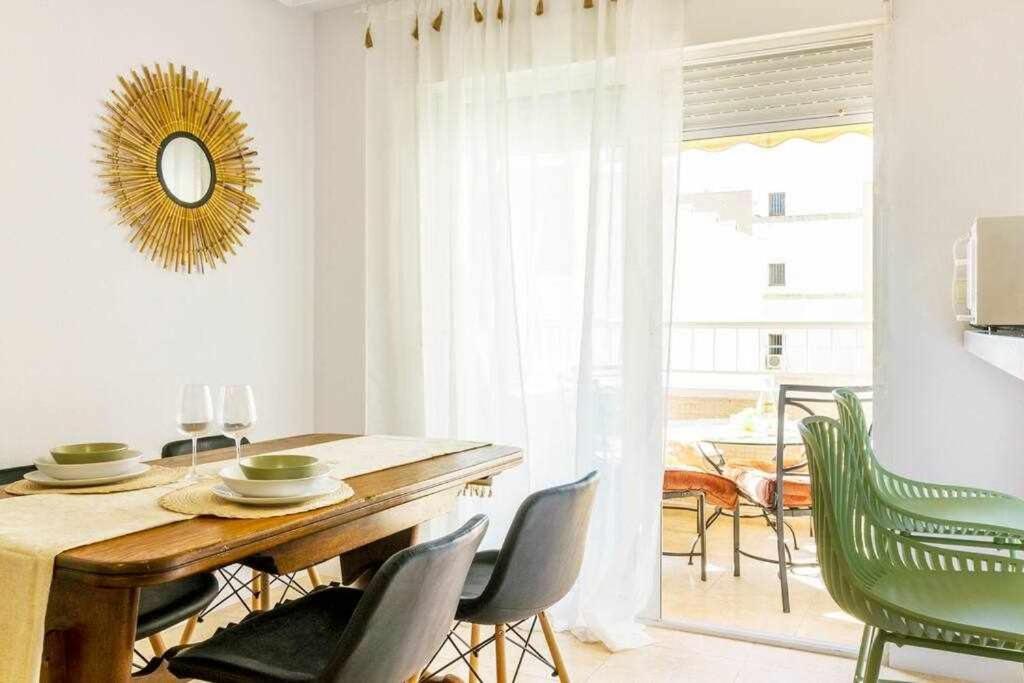 Apartamento Pink Maritimo Torrevieja Kültér fotó