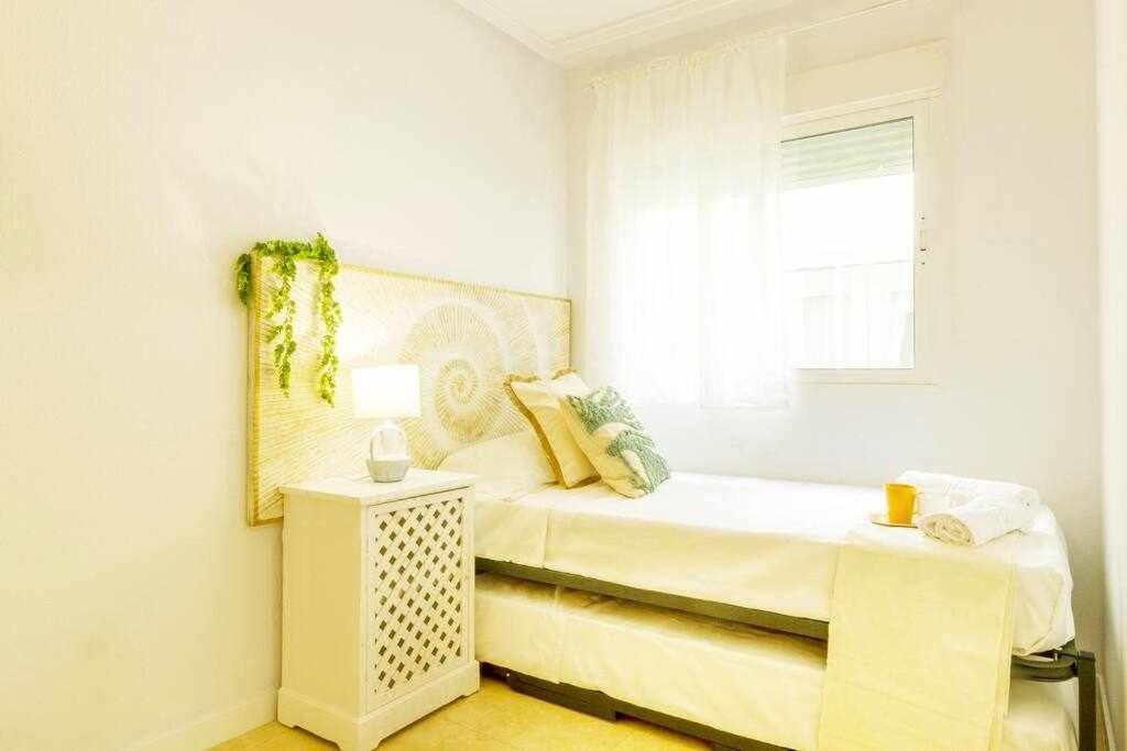 Apartamento Pink Maritimo Torrevieja Kültér fotó