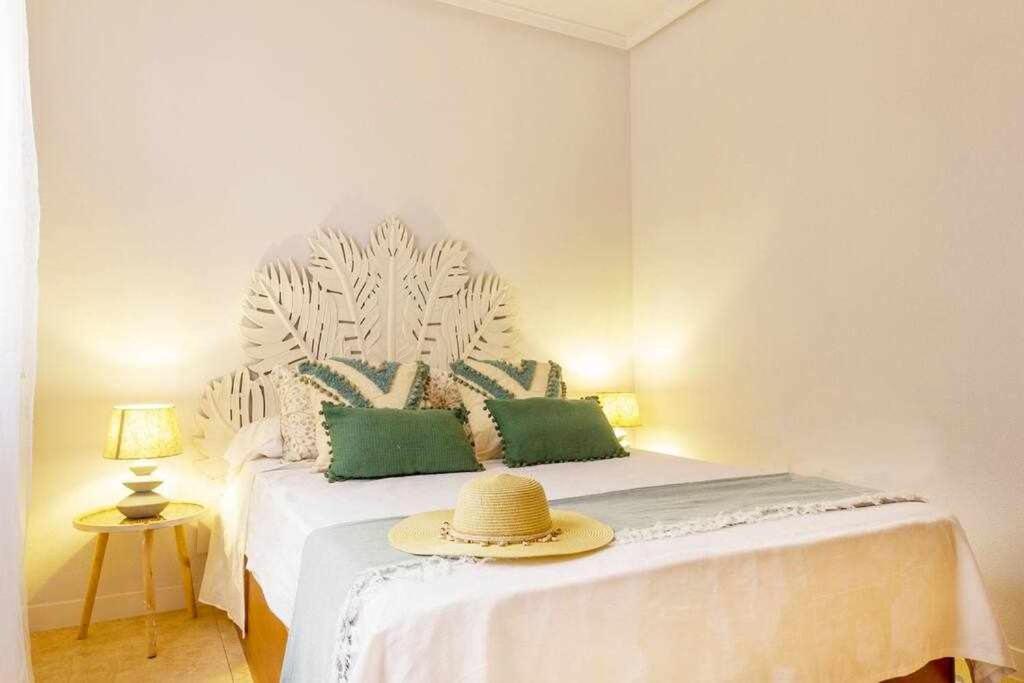 Apartamento Pink Maritimo Torrevieja Kültér fotó